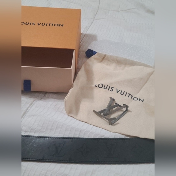 Louis Vuitton belt - Picture 3 of 7